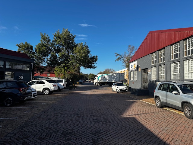 To Let Commercial Property for Rent in Maitland Western Cape